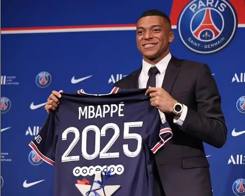 雄鹿是围绕 雄鹿是围绕