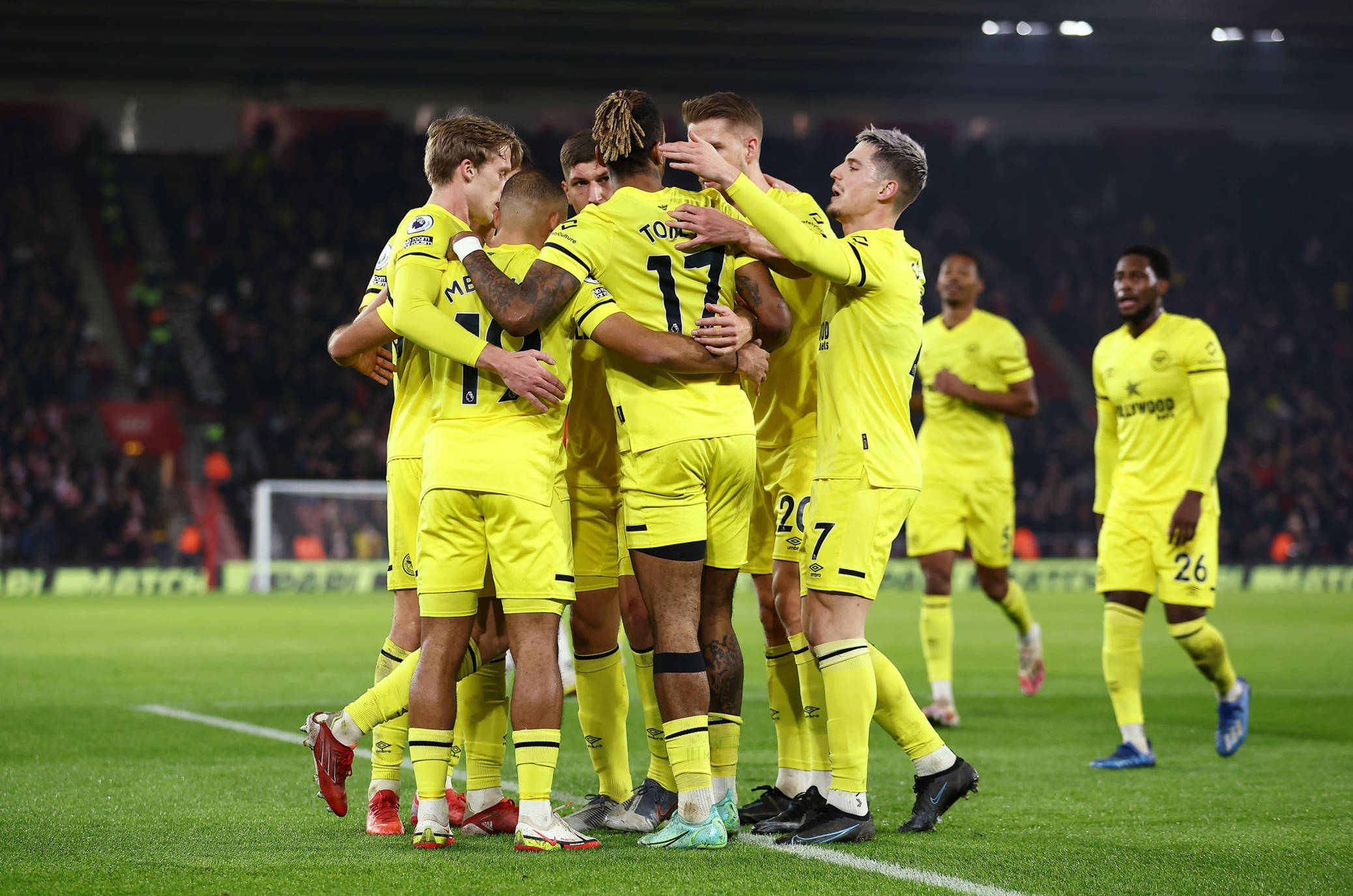 持续发光发 持续发光发